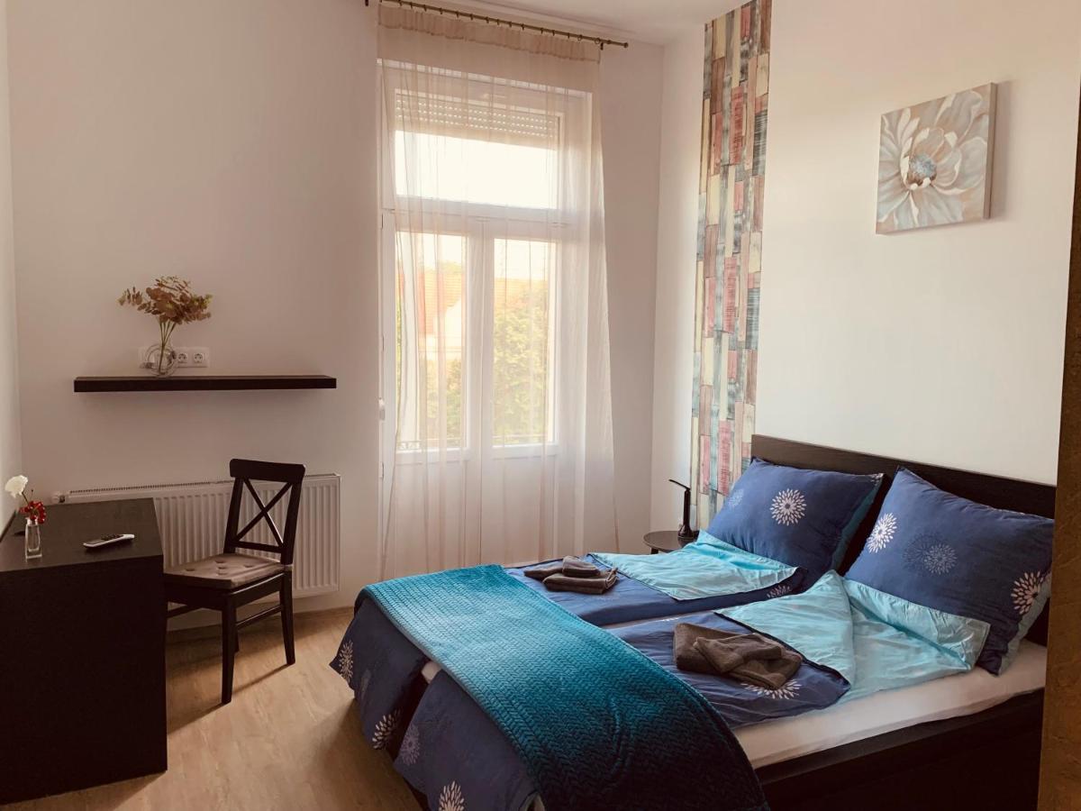 West Residence Budapest Bagian luar foto